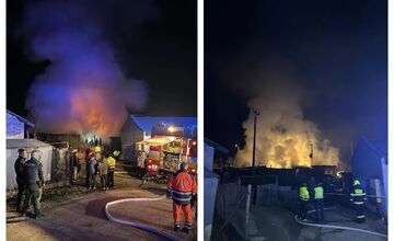 FOTO: Veľký Šariš si pripomína rok od tragického požiaru v miestnej osade