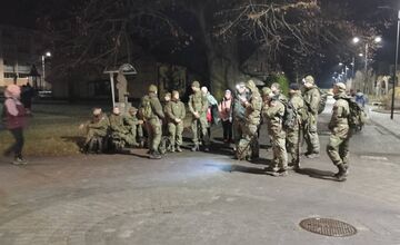 FOTO: Na viacerých miestach Prešovského kraja si veriaci prešli Extrémnu krížovú cestu