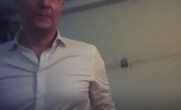 FOTO: Podozrivé zábery z domu Ferenčáka. 45-tisíc v hotovosti, 75-tisíc na účet