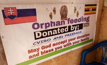 FOTO: Čviro zo Starej Ľubovne pomáha sirotám v Ugande