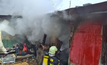 FOTO: V mestskej časti Bardejova došlo k požiaru obydlí