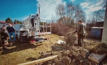 FOTO: Bociany prekvapili skorým návratom, hniezda už boli pripravené