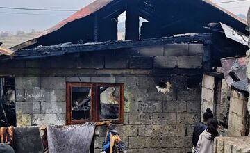 FOTO: Po požiari v Starej Ľubovni ostalo bez strechy viac ako 40 ľudí