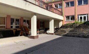 FOTO: ZŠ Sibírska čaká premena, vznikne učebňa pod holým nebom