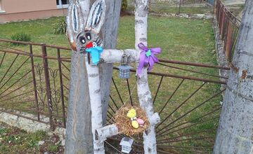 FOTO: Mestá a obce v Prešovskom kraji žiaria veľkonočnou výzdobou