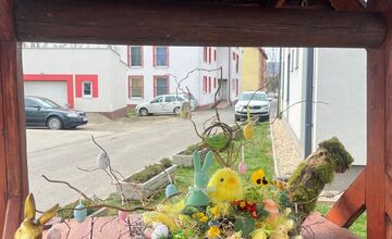 FOTO: Mestá a obce v Prešovskom kraji žiaria veľkonočnou výzdobou