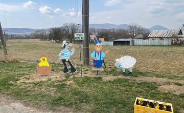 FOTO: Mestá a obce v Prešovskom kraji žiaria veľkonočnou výzdobou