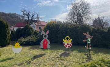 FOTO: Mestá a obce v Prešovskom kraji žiaria veľkonočnou výzdobou