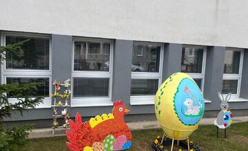 FOTO: Mestá a obce v Prešovskom kraji žiaria veľkonočnou výzdobou