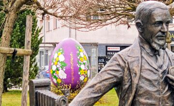 FOTO: Mestá a obce v Prešovskom kraji žiaria veľkonočnou výzdobou