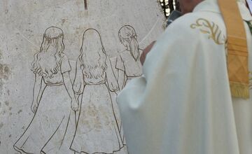 FOTO: V Spišskom Podhradí odhalili pamätník obetiam tragickej udalosti