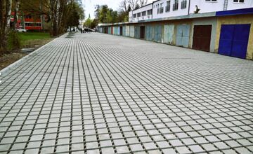 FOTO: Humenné mení garáže na mestskú zeleň, ďalšie projekty sú v hre