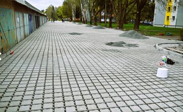 FOTO: Humenné mení garáže na mestskú zeleň, ďalšie projekty sú v hre