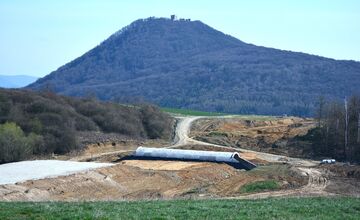 FOTO: Výstavba obchvatu Sabinova pokračuje