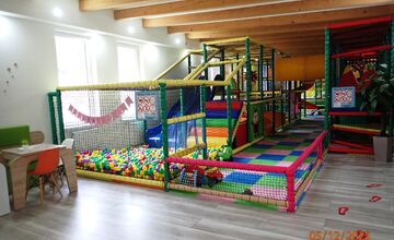 FOTO: Obľúbený komplex vo Vranove mieri do dražby