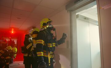 FOTO: Veľká explózia na lôžkovom oddelení v popradskej nemocnici