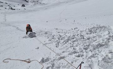 FOTO: Turista po 200-metrovom páde v Tatrách utrpel devastačné poranenia